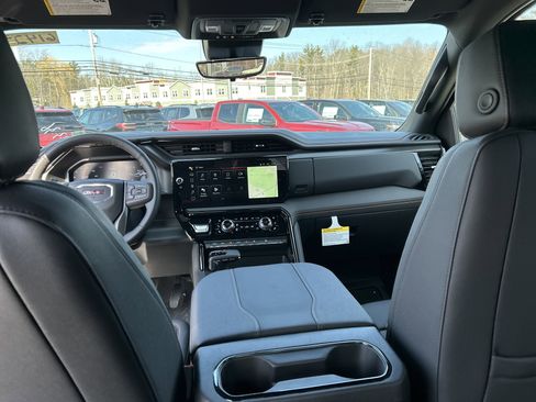 New 2026 GMC Sierra 1500 AT4 w/ AT4 Premium Package AWD/4WD image 17
