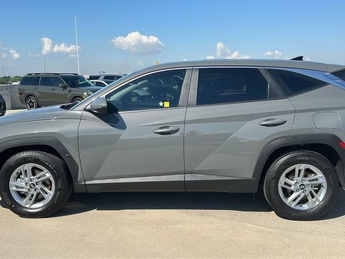 Certified 2026 Hyundai Tucson SE FWD image 9