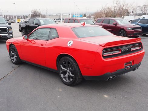 Used 2019 Dodge Challenger GT image 7
