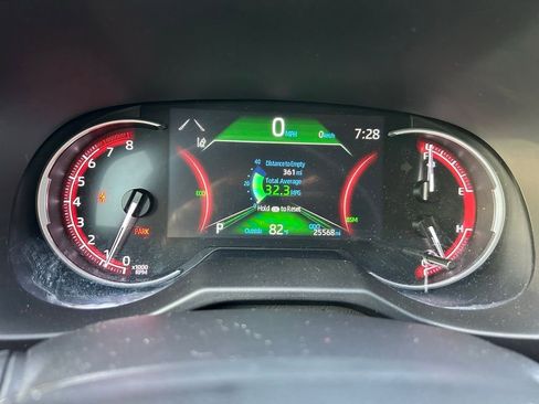 Certified 2025 Toyota RAV4 LE FWD image 22