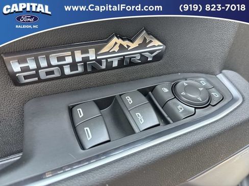 Used 2024 Chevrolet Silverado 1500 High Country w/ High Country Premium Package AWD/4WD image 21