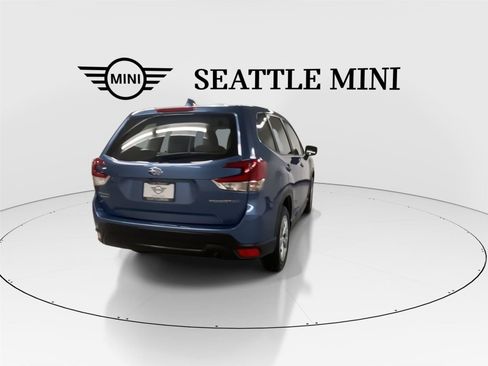 Used 2023 Subaru Forester AWD/4WD image 10