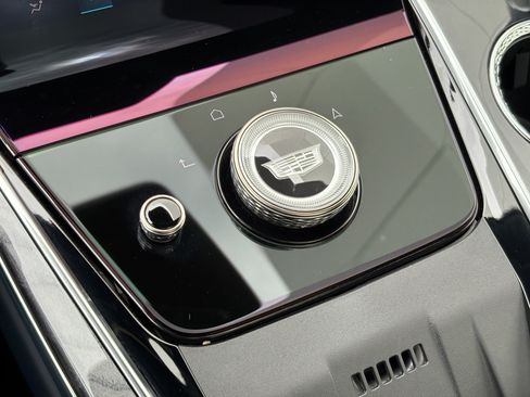 New 2025 Cadillac Escalade IQ Sport 2 w/ LPO, ONYX Package AWD/4WD image 29
