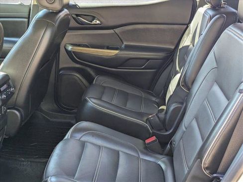 Used 2019 GMC Acadia Denali image 18