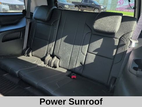 Used 2020 Chevrolet Tahoe Premier AWD/4WD image 14