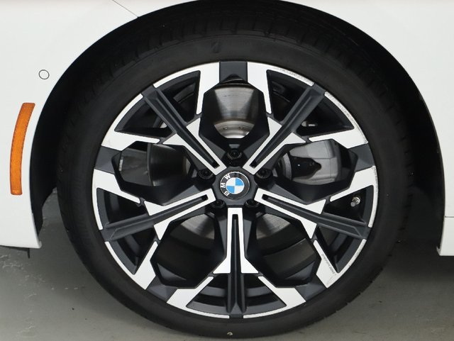 Used 2025 BMW 230i xDrive Coupe w/ Convenience Package AWD/4WD image 37