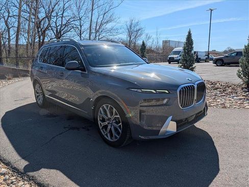 Used 2024 BMW X7 xDrive40i image 7