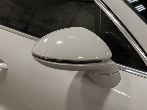 Used 2021 Porsche Cayenne Turbo S image 3