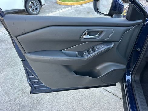 Certified 2026 Nissan Rogue SV w/ Cold Weather Package image 15