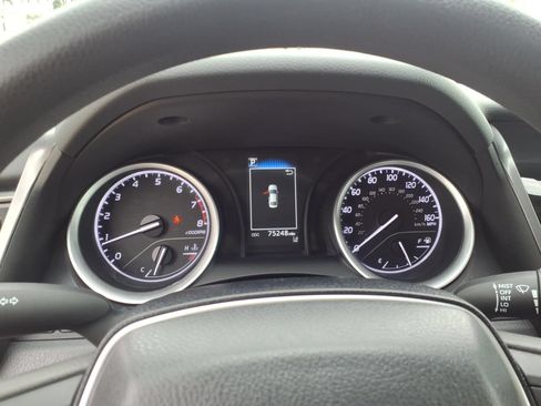 Used 2024 Toyota Camry LE FWD image 19