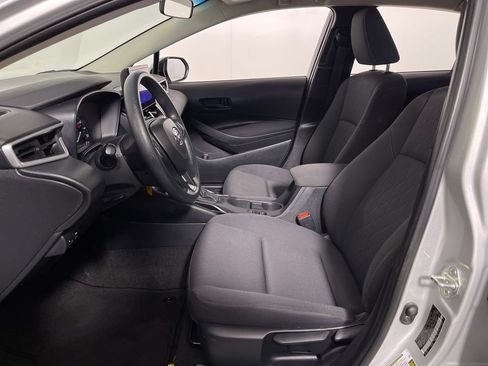 Used 2023 Toyota Corolla LE FWD image 12