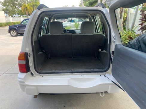 Used 2001 Suzuki Vitara JLS image 79