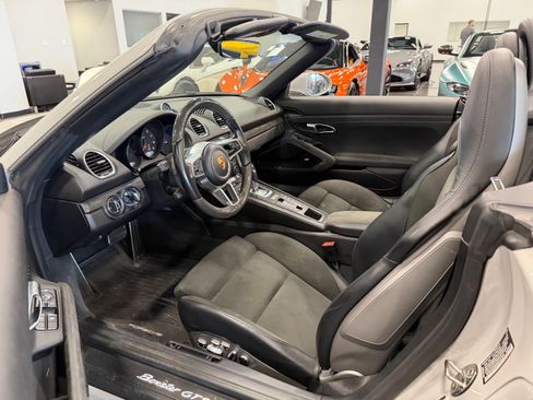 Used 2021 Porsche 718 Boxster GTS RWD image 5
