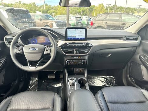 Used 2022 Ford Escape SEL w/ Technology Package AWD/4WD image 31