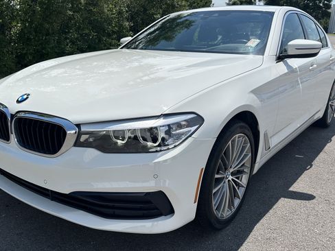Used 2020 BMW 530i xDrive w/ Premium Package AWD/4WD image 5