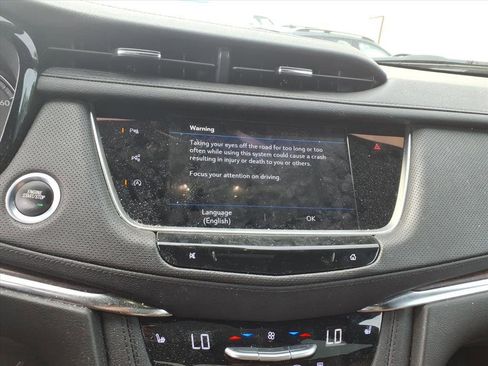 Certified 2022 Cadillac XT5 Sportv w/ Technology Package image 13