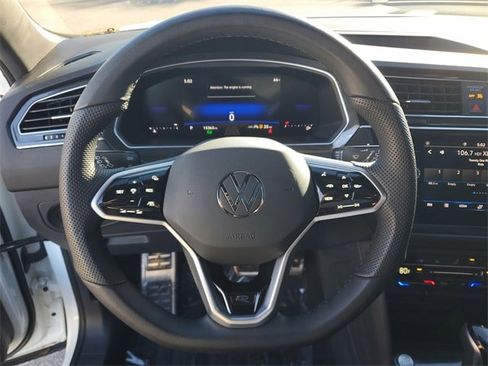 Certified 2024 Volkswagen Tiguan SE R-Line image 20