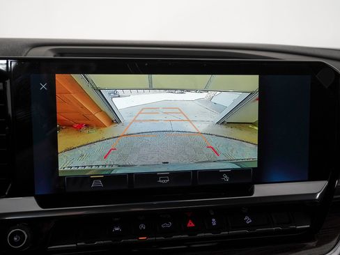 Used 2026 Chevrolet Silverado 1500 LT Trail Boss w/ Convenience Package II image 25