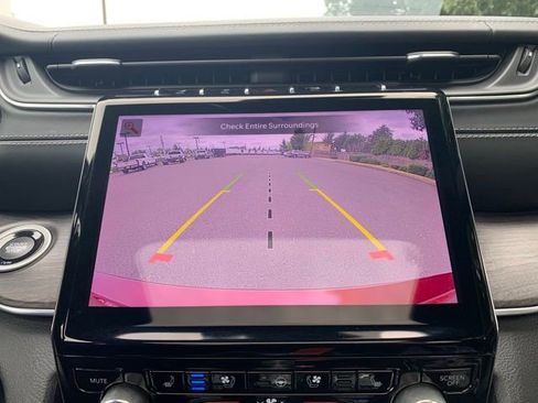 Used 2021 Jeep Grand Cherokee L Overland w/ Luxury Tech Group IV image 24