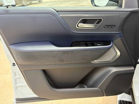 New 2026 INFINITI QX80 4WD image 13