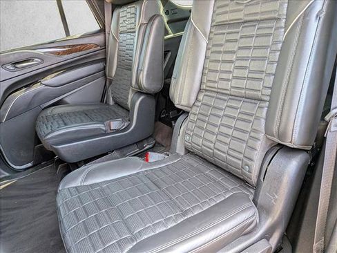 Used 2023 Cadillac Escalade Premium Luxury Platinum AWD/4WD image 15