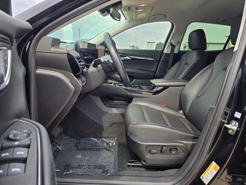 Used 2024 Buick Envision Preferred AWD/4WD image 20