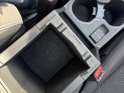 Certified 2025 Subaru Forester Premium image 26