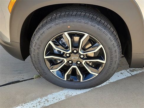 New 2026 Chevrolet TrailBlazer ACTIV w/ Driver Confidence Package image 7