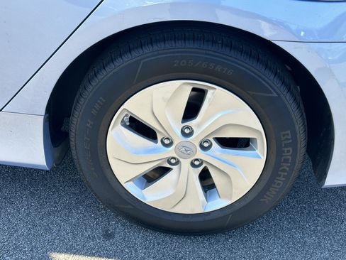 Used 2015 Hyundai Sonata image 20