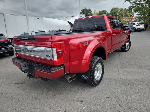 Used 2017 Ford F350 Platinum w/ Platinum Ultimate Package image 3