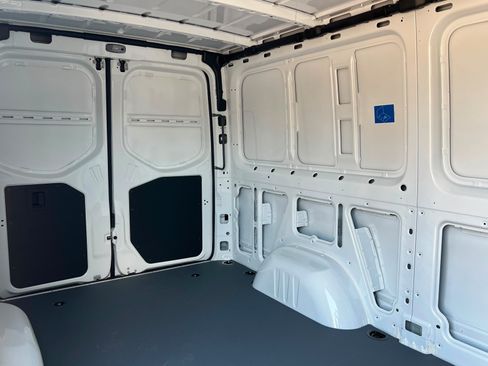 New 2026 Mercedes-Benz Sprinter 2500 image 16