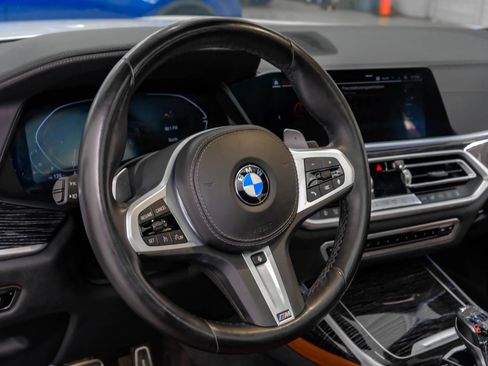 Used 2022 BMW X7 xDrive40i w/ M Sport Package AWD/4WD image 16