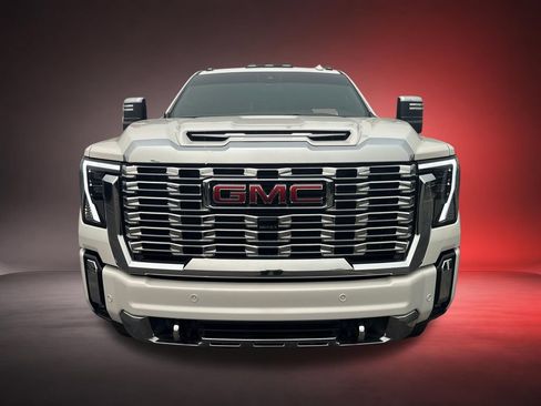 Certified 2024 GMC Sierra 2500 Denali w/ Denali Reserve Package AWD/4WD image 2
