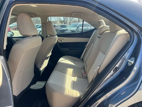Used 2015 Toyota Corolla LE image 17