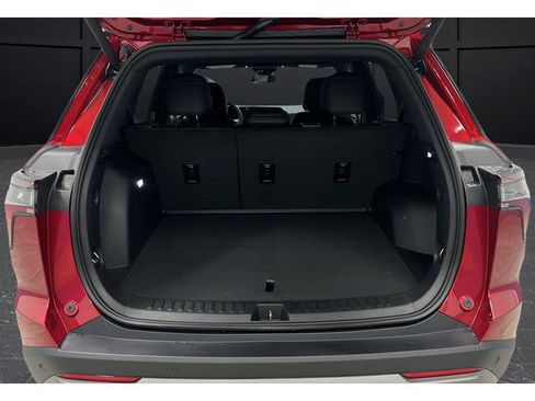 New 2026 Chevrolet Equinox LT w/ Convenience Package II image 31