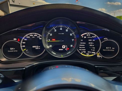 Used 2019 Porsche Panamera 4 AWD/4WD image 29