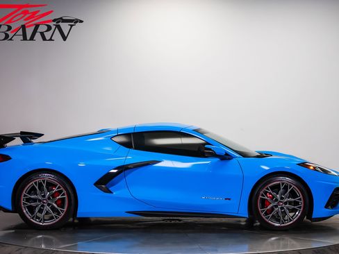 Used 2023 Chevrolet Corvette Stingray Premium Cpe RWD image 14