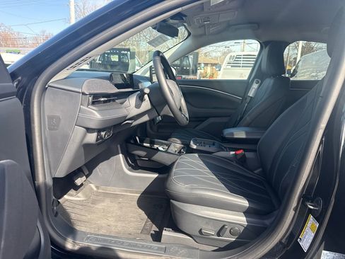 Used 2025 Ford Mustang Mach-E Select w/ Comfort Package Lite image 22