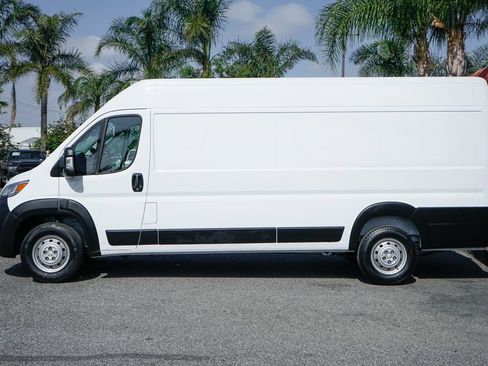 Used 2023 RAM ProMaster 3500 FWD image 5