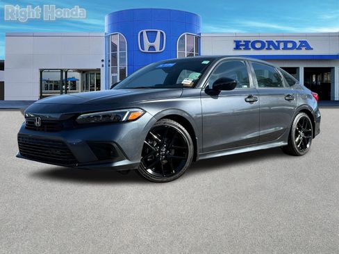 Used 2024 Honda Civic Sport image 2