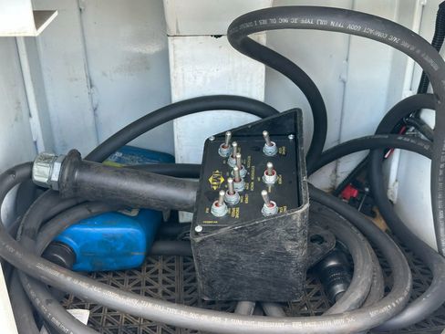 Used 2017 Ford F550 4x4 Crew Cab Super Duty image 23