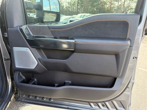 Used 2024 Ford F250 Platinum w/ FX4 Off-Road Package image 14