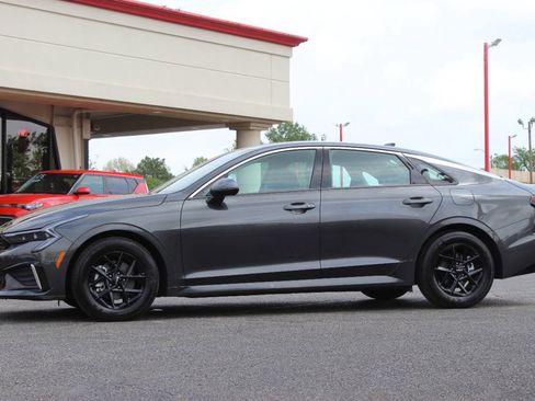 Used 2025 Kia K5 LXS FWD image 6