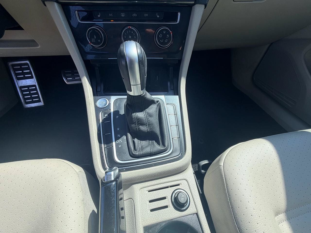 Used 2019 Volkswagen Golf Alltrack SE AWD/4WD image 25