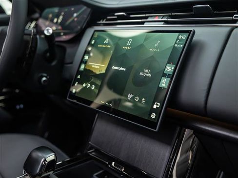 New 2026 Land Rover Range Rover SV AWD/4WD image 31