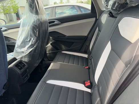 New 2026 Volkswagen Taos SEL AWD/4WD image 24