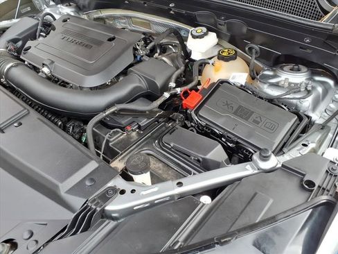 Used 2023 Buick Envision Essence image 29