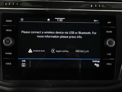 Certified 2022 Volkswagen Tiguan SE w/ Panoramic Sunroof Package FWD image 25