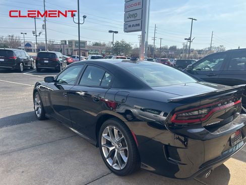 Used 2023 Dodge Charger GT w/ Technology Group image 4