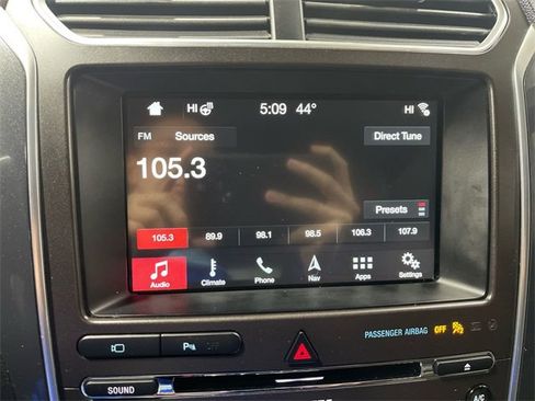 Used 2018 Ford Explorer Sport w/ Equipment Group 401A image 16